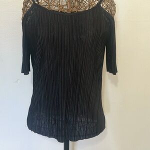 Absolute Angel Black Pleated Cold-Shoulder Short Sleeve Top